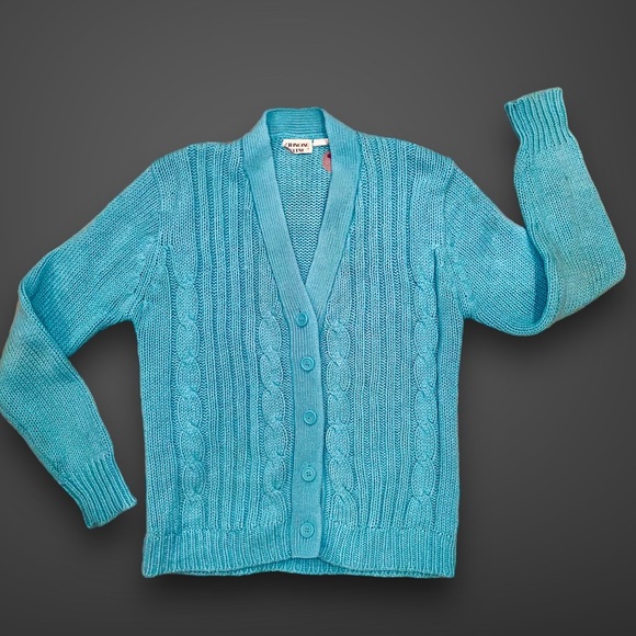 b l u e :: Vintage Granny Cable Knit Braided Cardigan Sweater - Picture 4 of 11